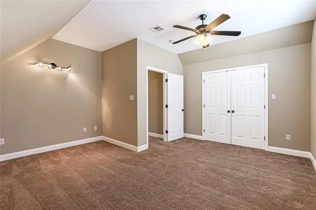 $2,100 | 801 Coffee Street, Mandeville, LA 70448