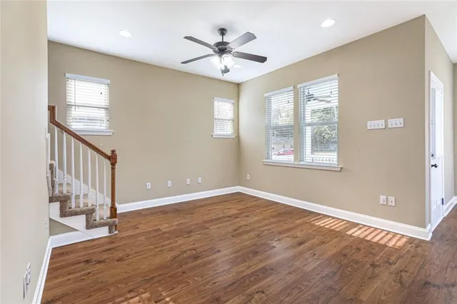 $2,100 | 801 Coffee Street, Mandeville, LA 70448