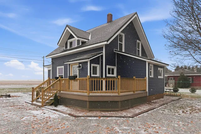 $265,000 | 5300 Highway 3, Howe, IN 46746