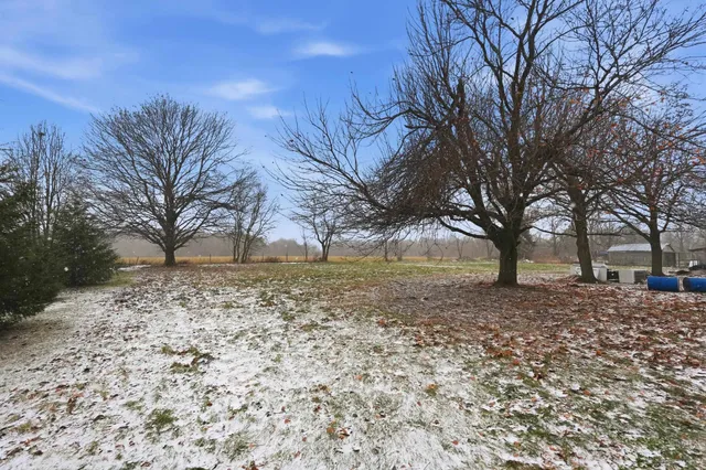 $265,000 | 5300 Highway 3, Howe, IN 46746