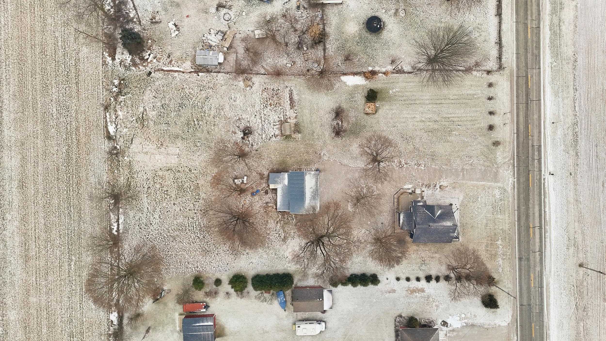 5300 Highway 3 Howe, IN 46746 - Photo 4 of 36