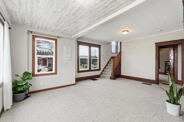 $265,000 | 5300 Highway 3, Howe, IN 46746