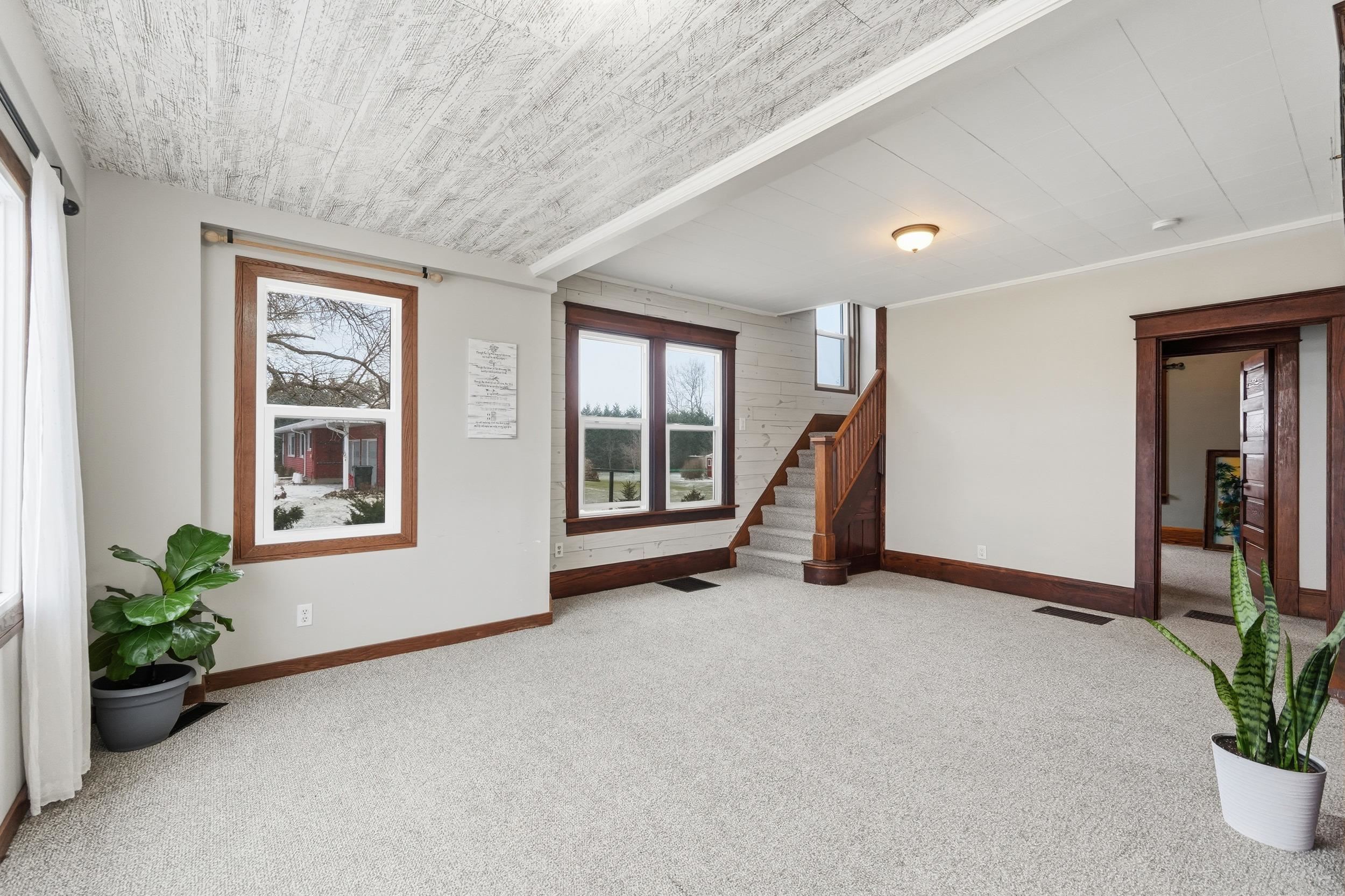 5300 Highway 3 Howe, IN 46746 - Photo 6 of 36