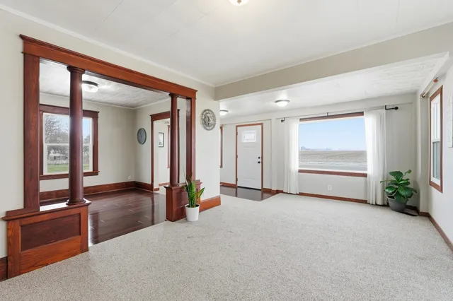 $265,000 | 5300 Highway 3, Howe, IN 46746