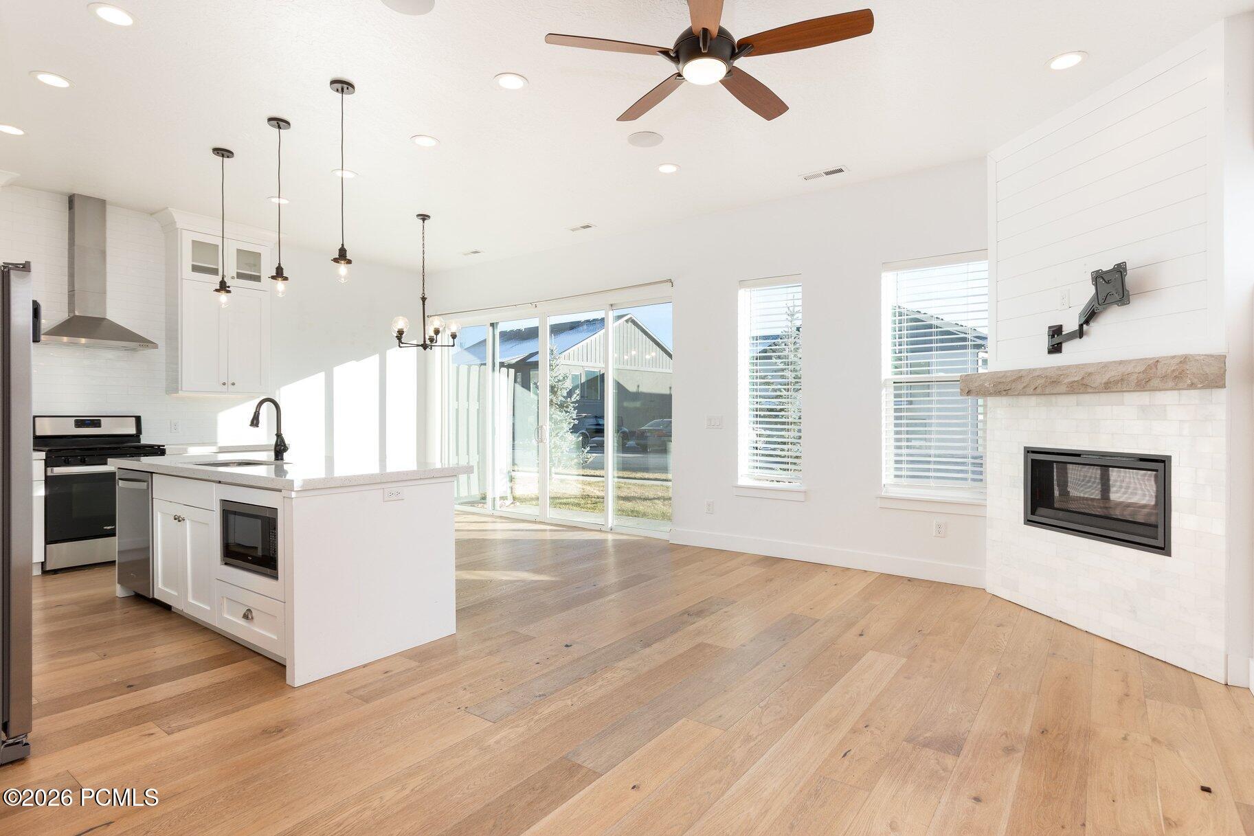 554 North 1150th, Unit 47 Midway, UT 84049 - Photo 2 of 46
