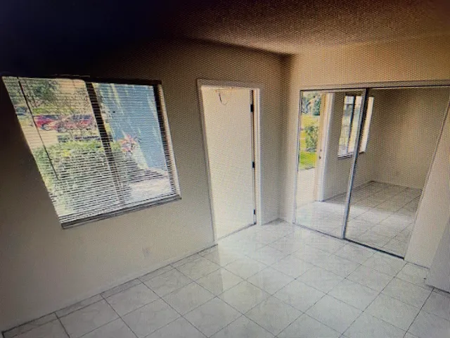 $1,800 | 2828 Tennis Club Drive, Unit 207, West Palm Beach, FL 33417