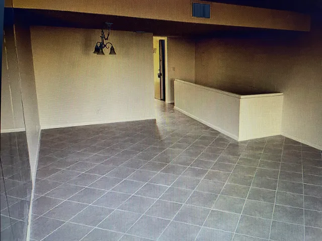 $1,800 | 2828 Tennis Club Drive, Unit 207, West Palm Beach, FL 33417