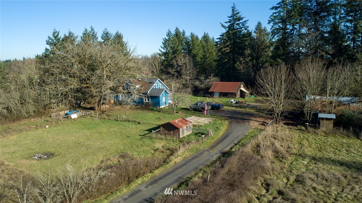107 Knowles Road Winlock, WA 98596 - Photo 8 of 12 a view of yard with swimming pool