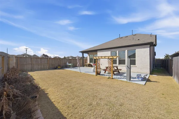 $3,100 | 13102 Verde Oaks Trail, Cypress, TX 77433
