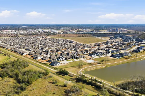 $3,100 | 13102 Verde Oaks Trail, Cypress, TX 77433