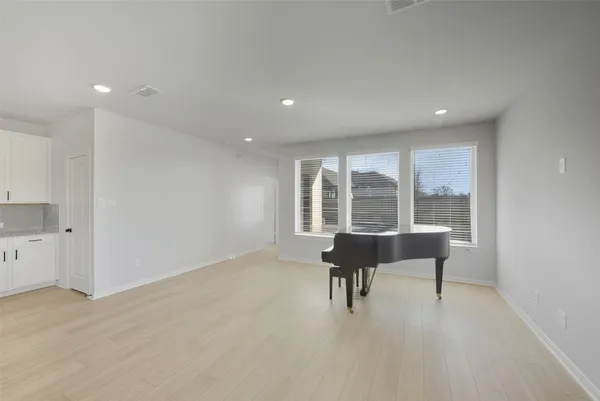 $3,200 | 13102 Verde Oaks Trail, Cypress, TX 77433