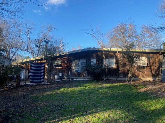 905 Neans Drive Austin, TX 78758 - Photo 2 of 40 front view of a house with a big yard
