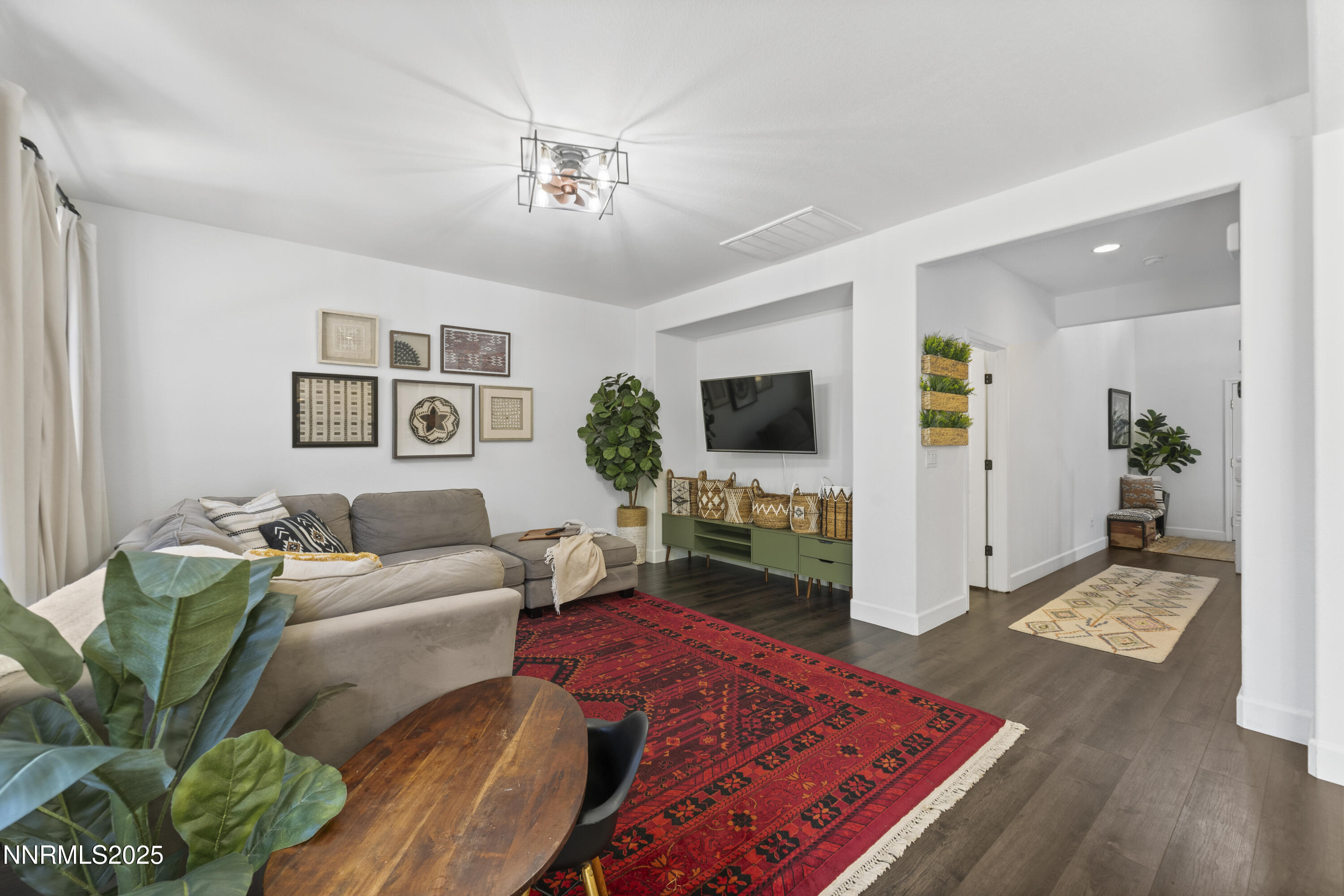8972 Finnsech Drive Reno, NV 89506 - Photo 11 of 30 15-8972 Finnesch Drive Reno NV 89506-15