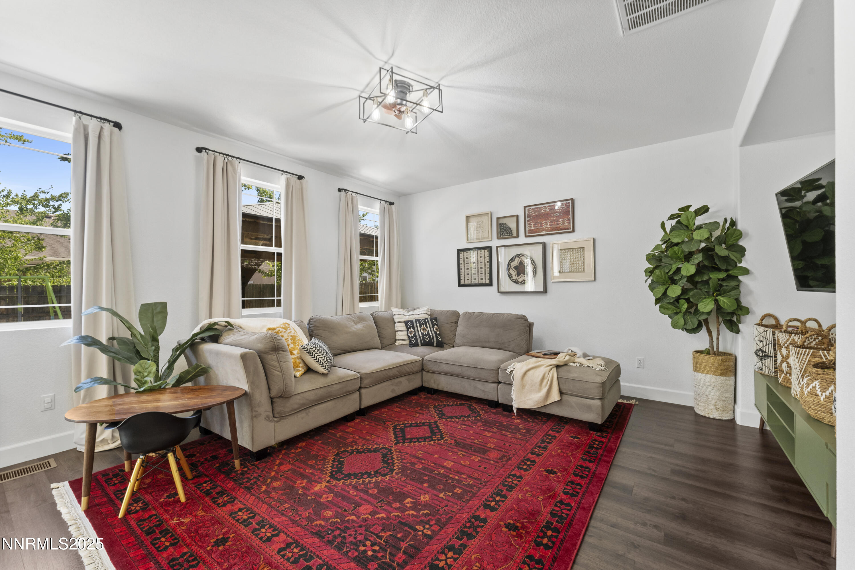 8972 Finnsech Drive Reno, NV 89506 - Photo 12 of 30 16-8972 Finnesch Drive Reno NV 89506-16