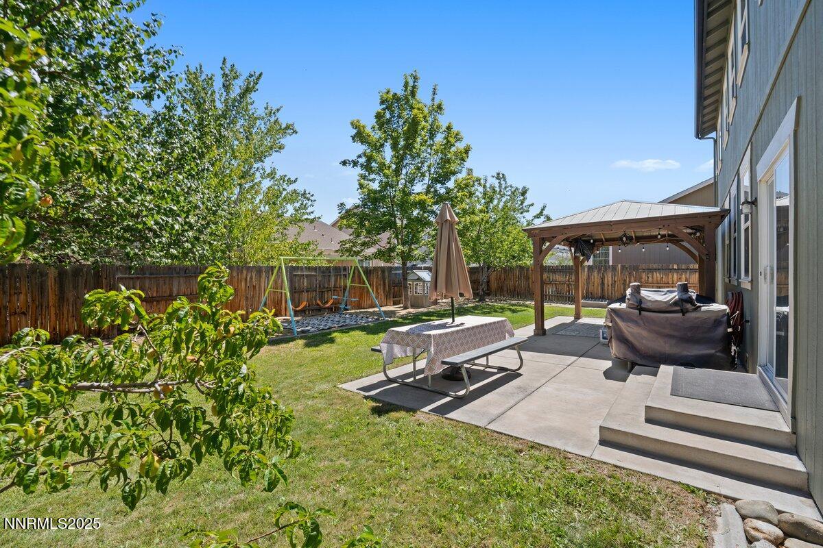 8972 Finnsech Drive Reno, NV 89506 - Photo 26 of 30 8972 Finnesch Drive Reno NV 89506-50