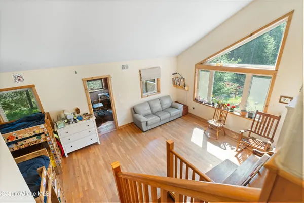 $675,000 | 450 Coyote Way, Bonners Ferry, ID 83805