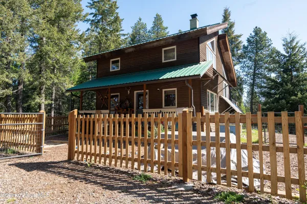 $675,000 | 450 Coyote Way, Bonners Ferry, ID 83805