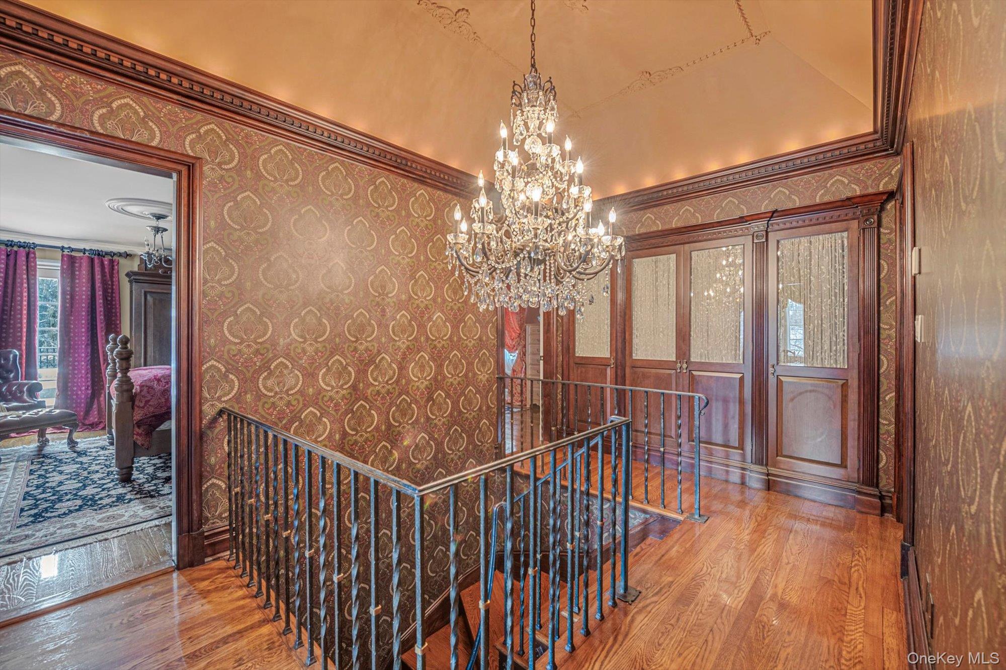 183 Mill Spring Road Manhasset, NY 11030 - Photo 16 of 32 Landing, leading to bedrooms