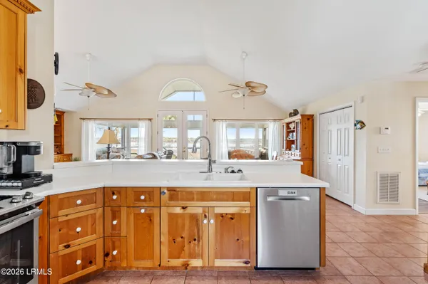 $1,189,000 | 28 Jeannine Court, Seabrook, SC 29940