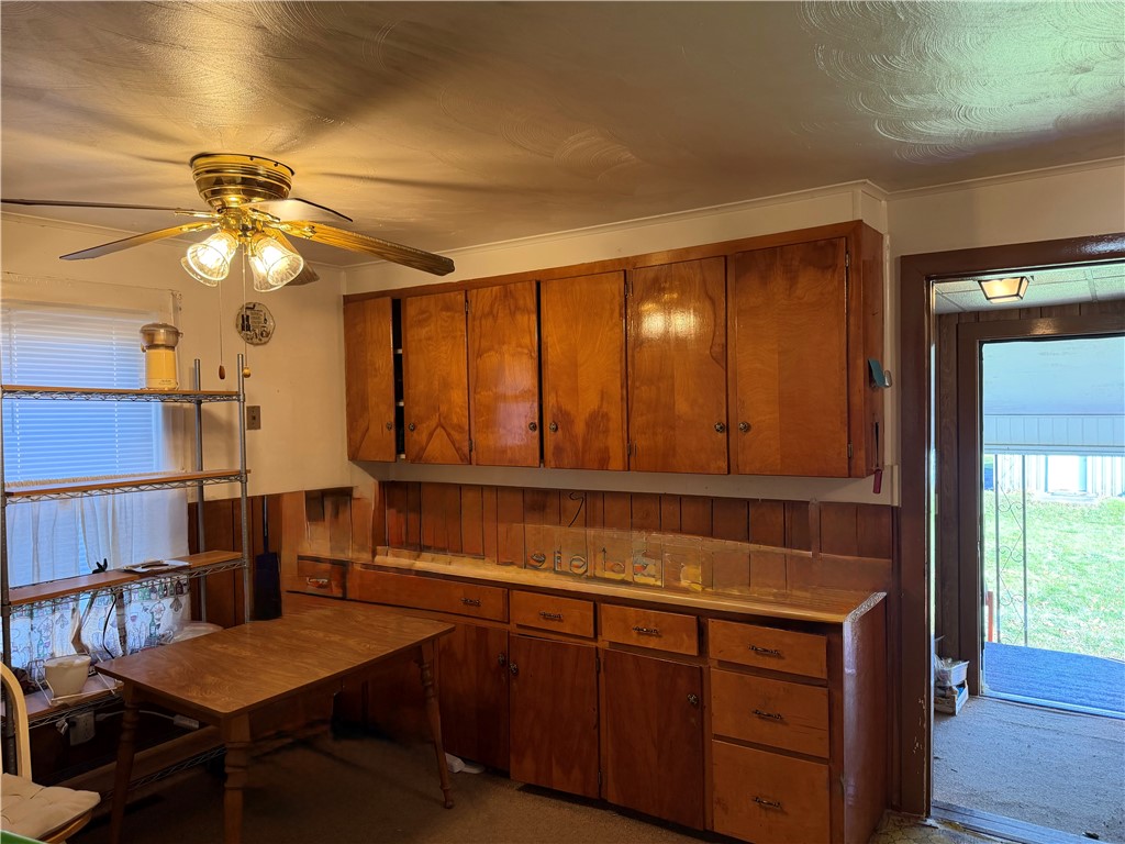 272 Decatur Street Corning, NY 14830 - Photo 5 of 9