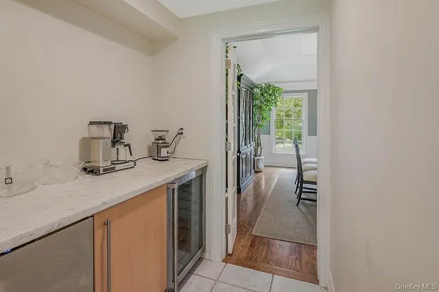 $1,998,000 | 47 Sherwood Gate, Oyster Bay, NY 11771