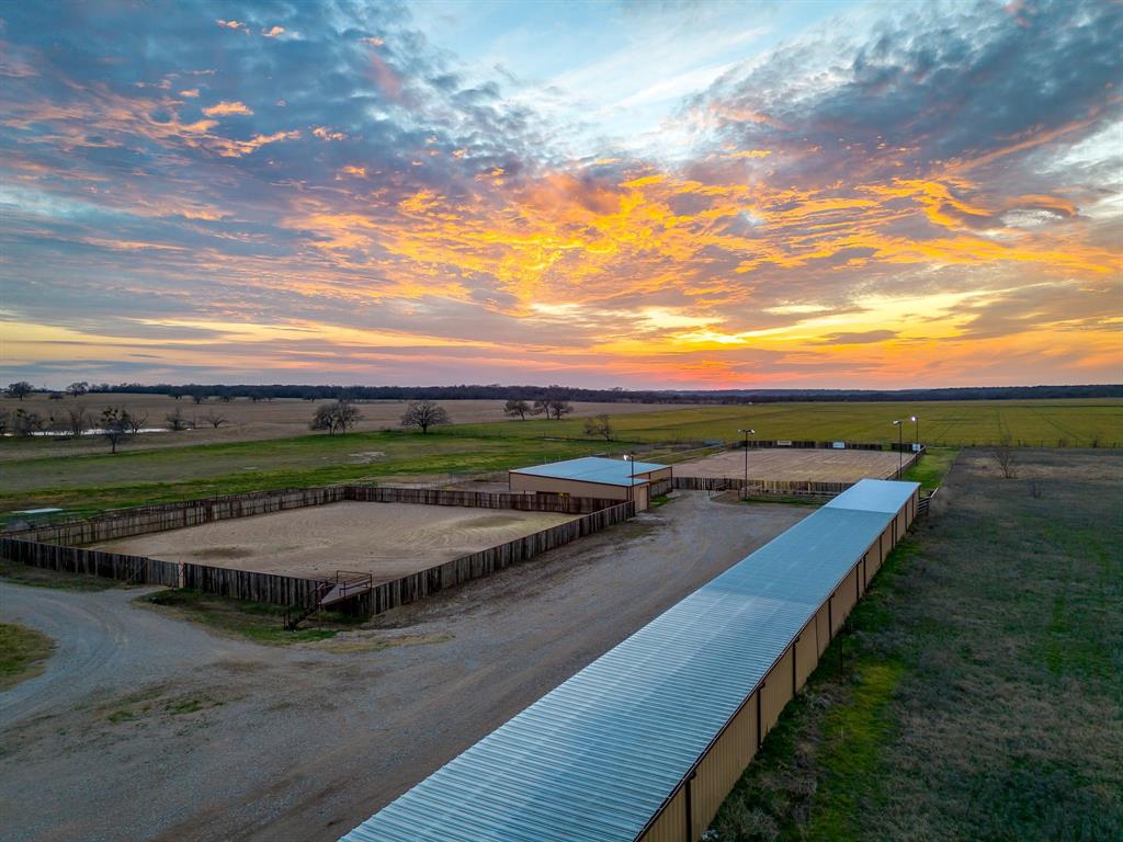 2220 Lazy Bend Road Millsap, TX 76066 - Photo 6 of 36 a view of a swimming pool with an ocean view