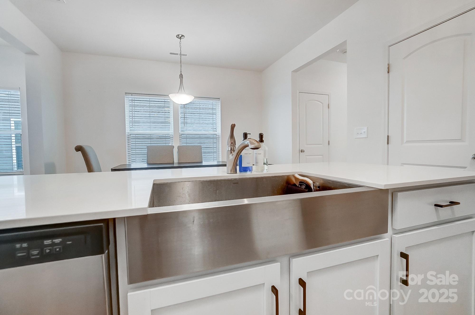 693 Candela Court York, SC 29745 - Photo 11 of 41