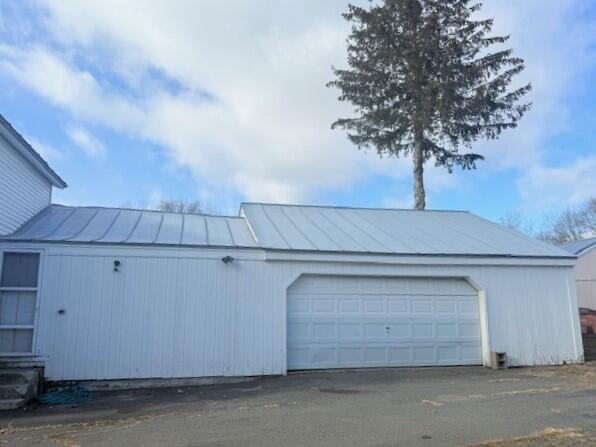 31 Merryfield Avenue Waterville, ME 04901 - Photo 20 of 22 4 car garage
