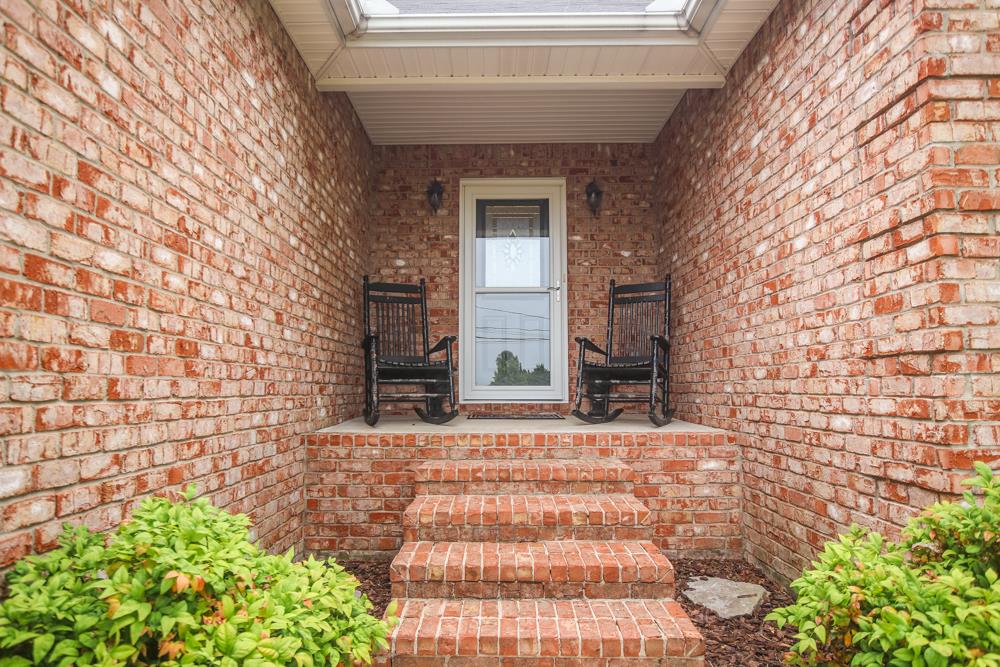 517 Rome Pike Lebanon, TN 37087 - Photo 2 of 19 Come on in!