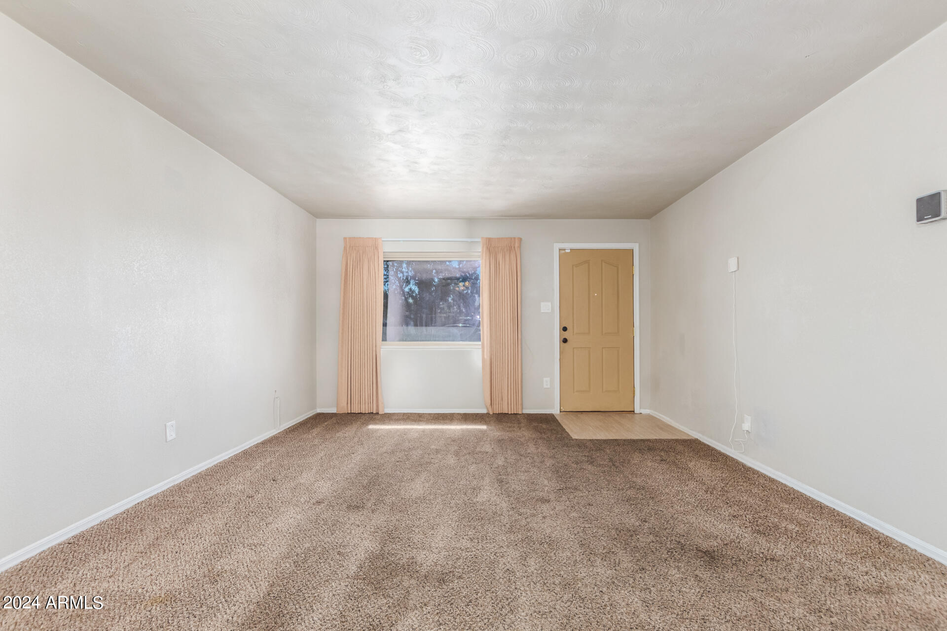 2928 West Rancho Drive Phoenix, AZ 85017 - Photo 4 of 25 09 - Rancho