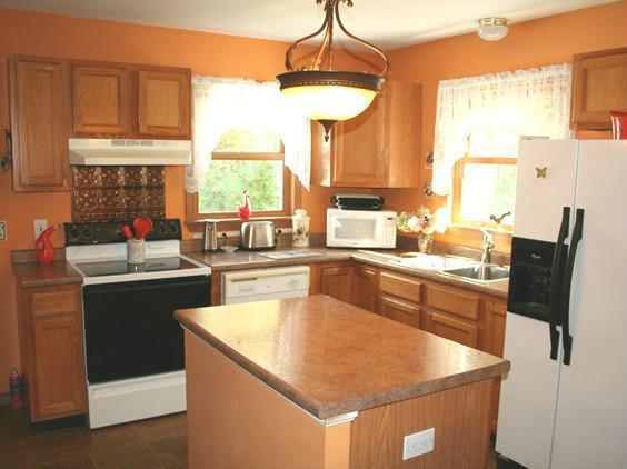229 Level Hill Road Palermo, ME 04354 - Photo 8 of 23 Kitchen.