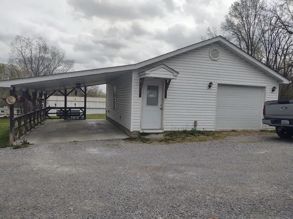 $130,000 | 155 Shelby Road, Vienna, IL 62995