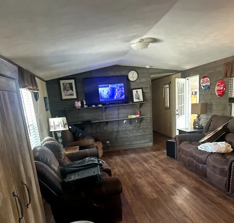 $130,000 | 155 Shelby Road, Vienna, IL 62995