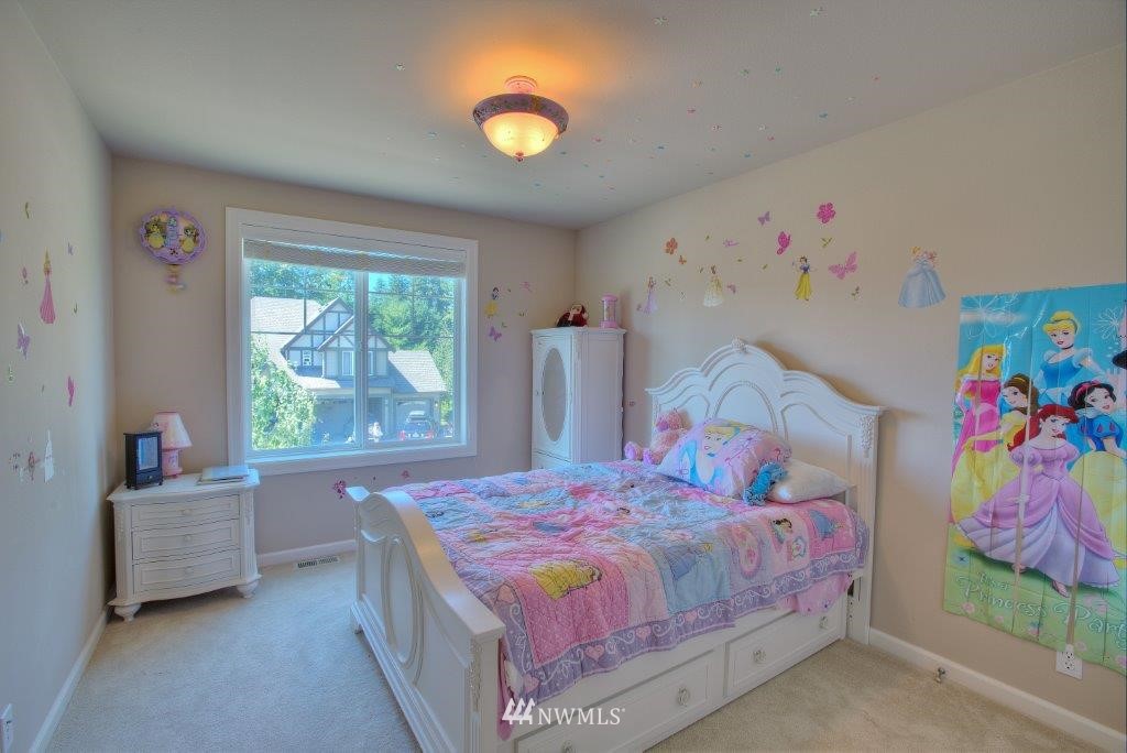 118 Hoquiam Place Southeast Renton, WA 98059 - Photo 14 of 18 Gallery Image 14