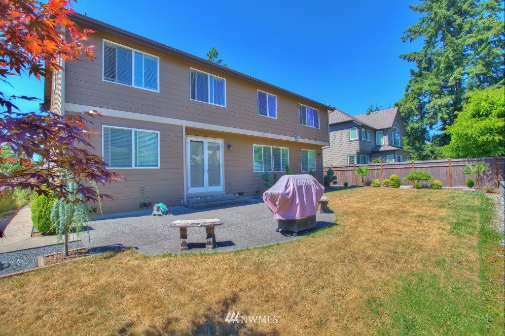 118 Hoquiam Place Southeast Renton, WA 98059 - Photo 17 of 18 Gallery Image 17