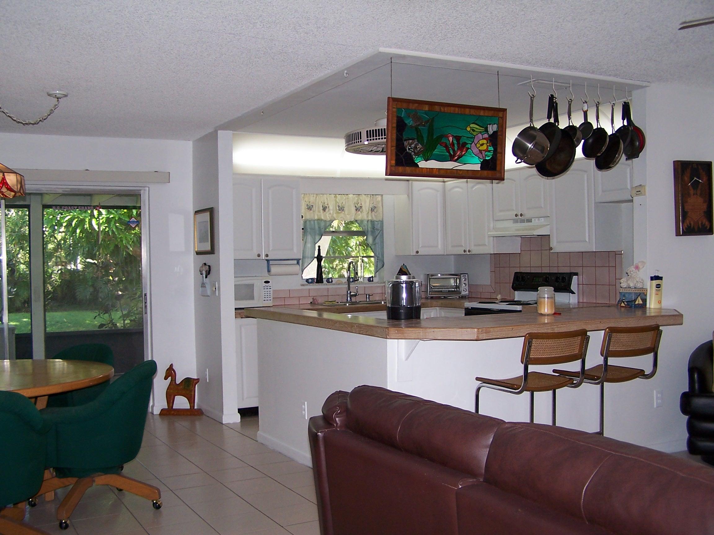 707 Southeast Alamanda Way Stuart, FL 34996 - Photo 14 of 31 100_3429