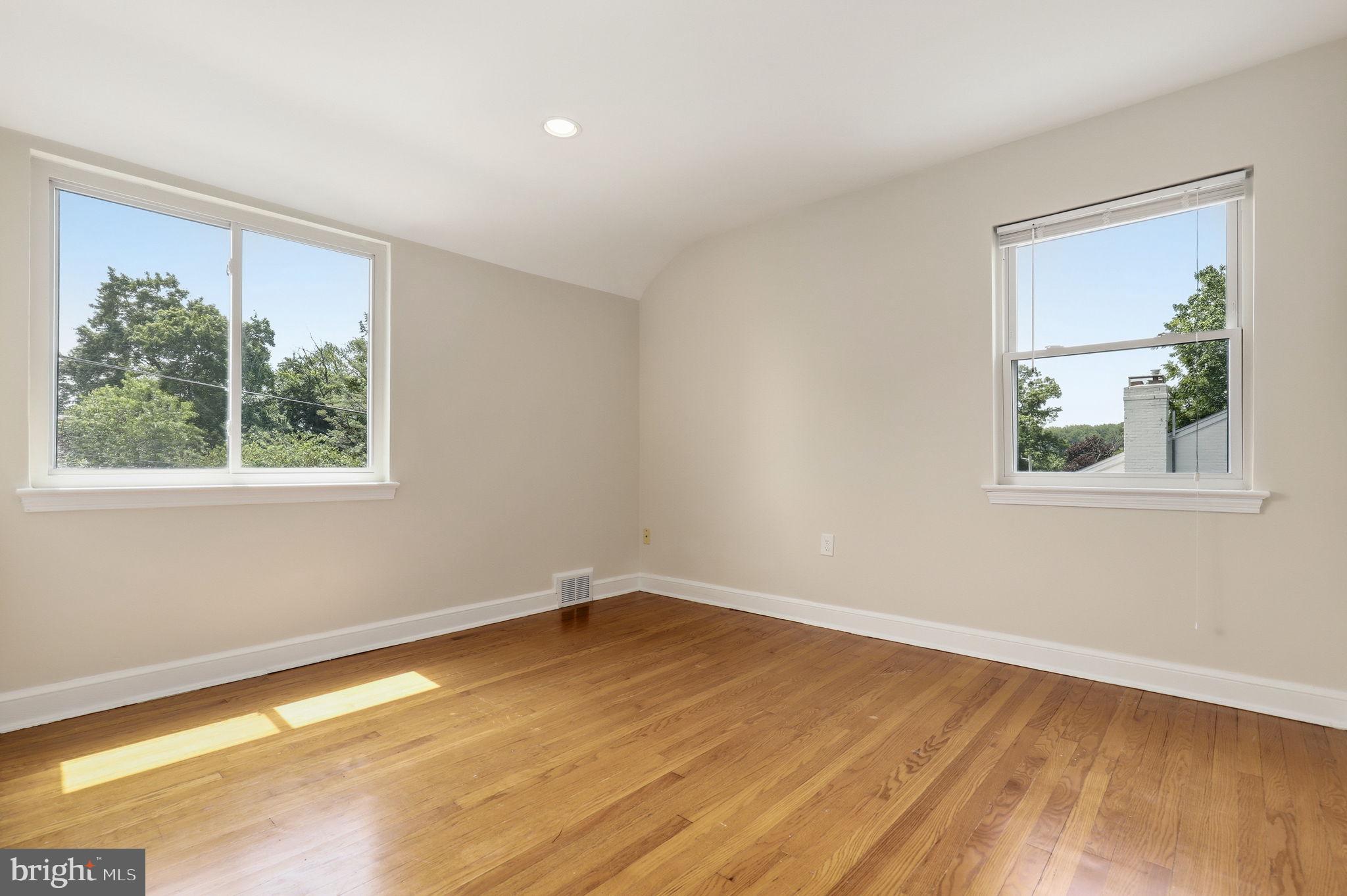 9614 Dilston Road Silver Spring, MD 20903 - Photo 26 of 37