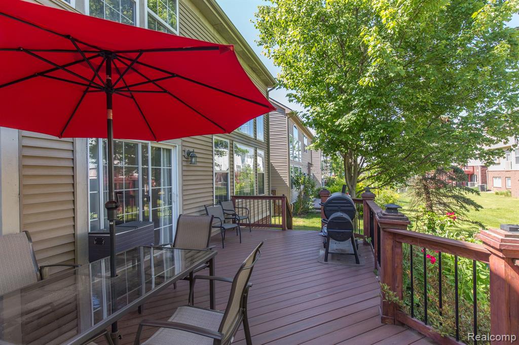 27380 Victoria Road Novi, MI 48374 - Photo 40 of 42