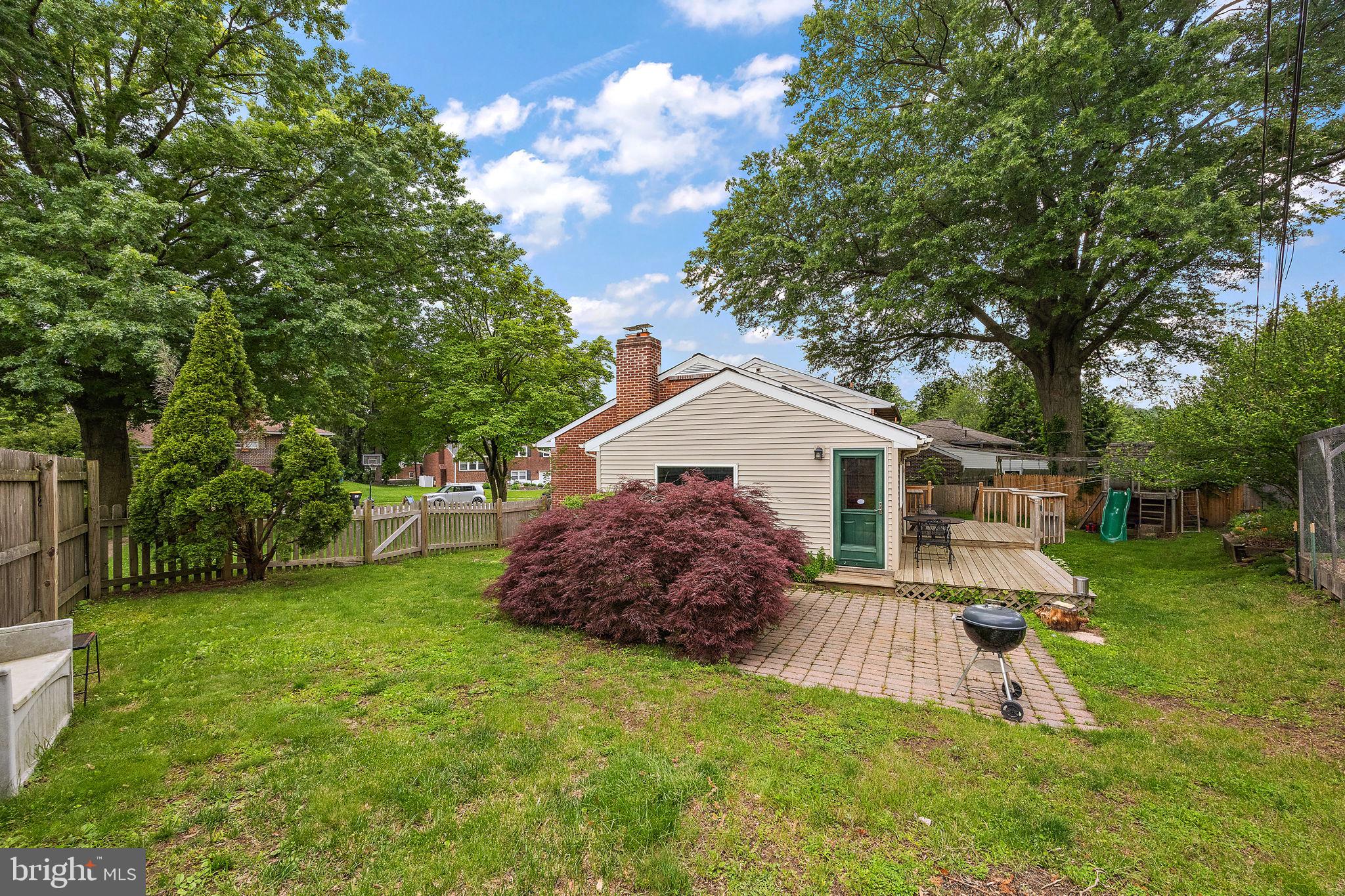 601 Riverview Road Claymont, DE 19703 - Photo 29 of 33 a front view of house with yard and green space