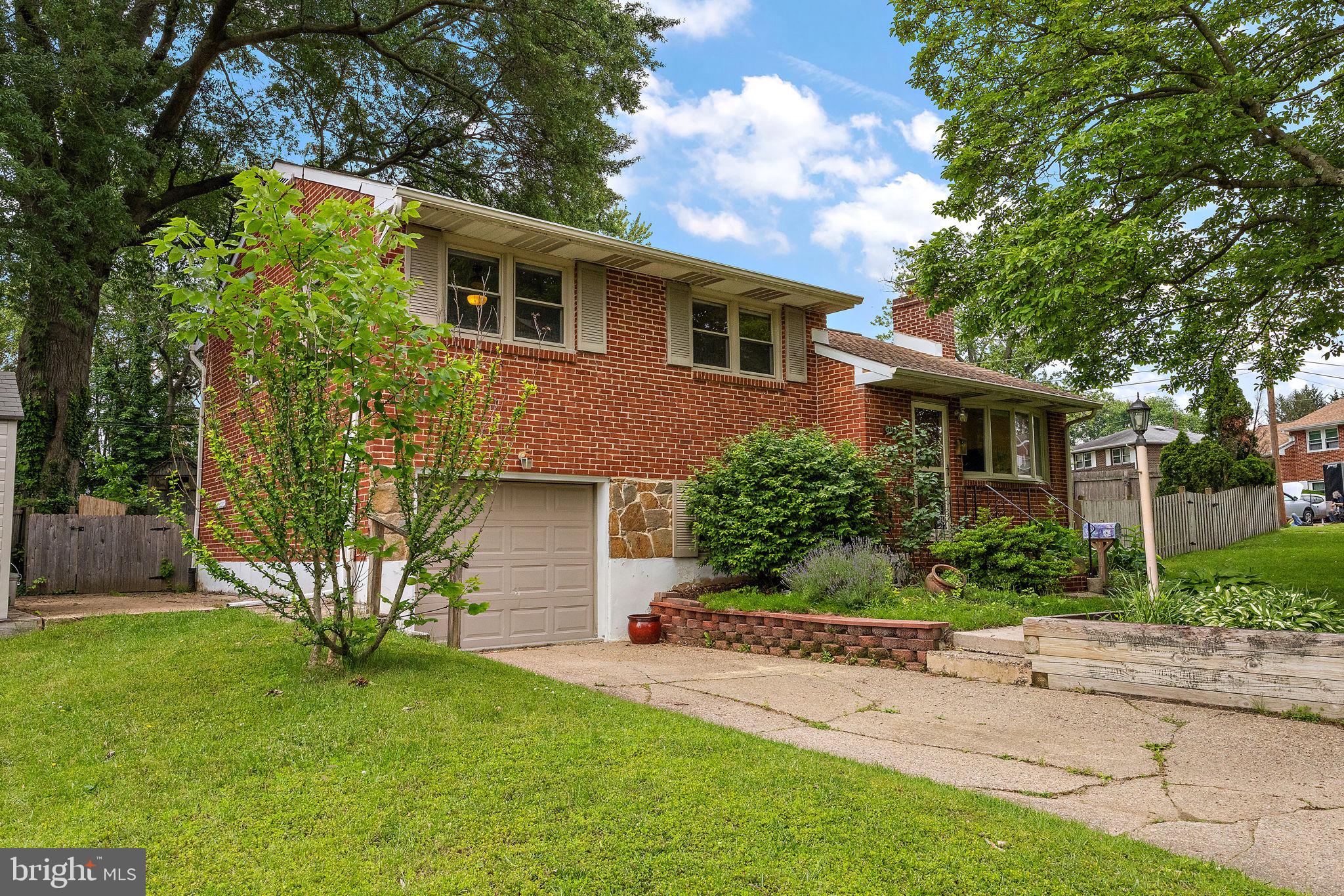 601 Riverview Road Claymont, DE 19703 - Photo 33 of 33 front view of house with a yard