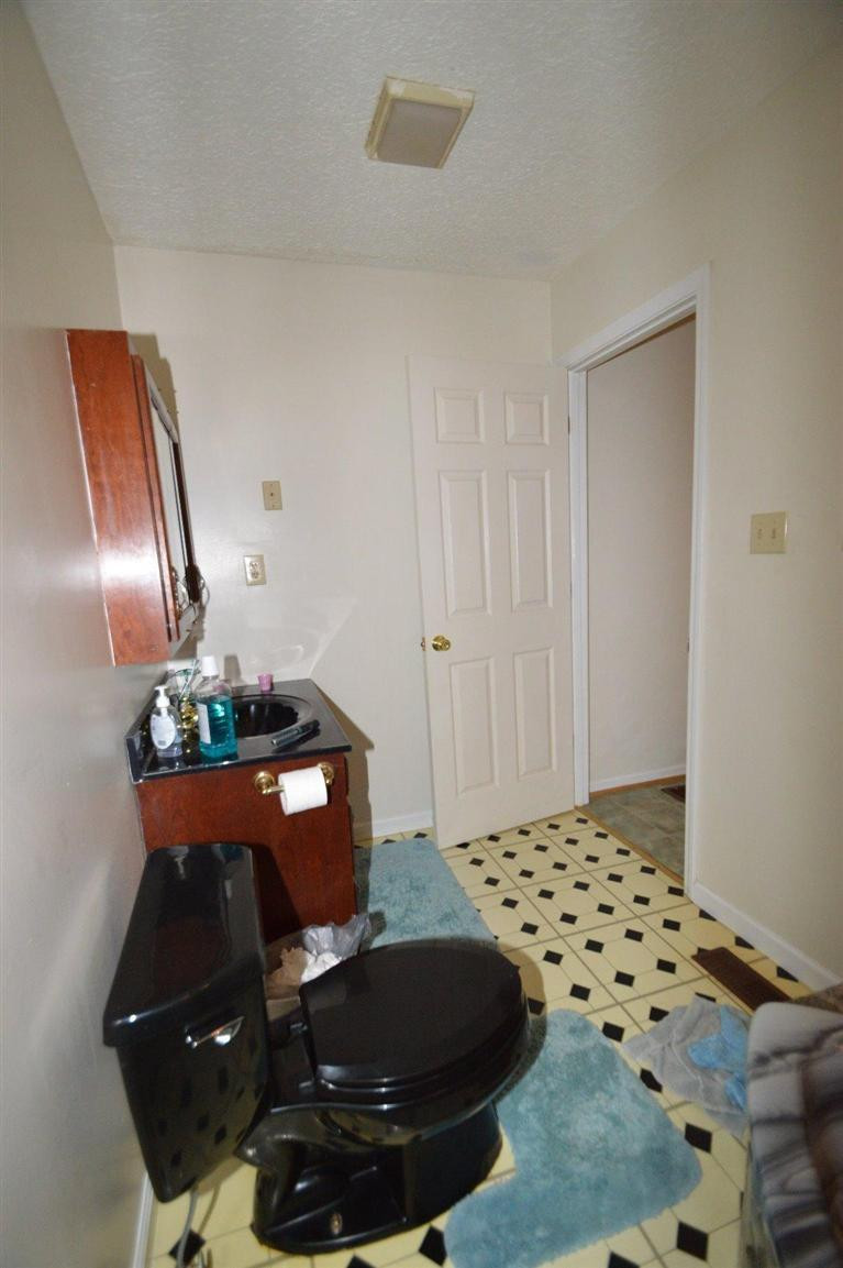 5283 Bybee Road Winchester, KY 40391 - Photo 20 of 55 Photo 20