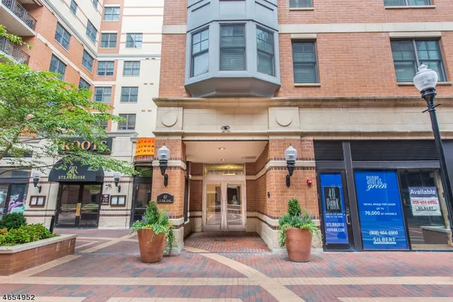 $699,000 | 40 Park Morristown Nj 07960, Unit 315, Morristown, NJ 07960