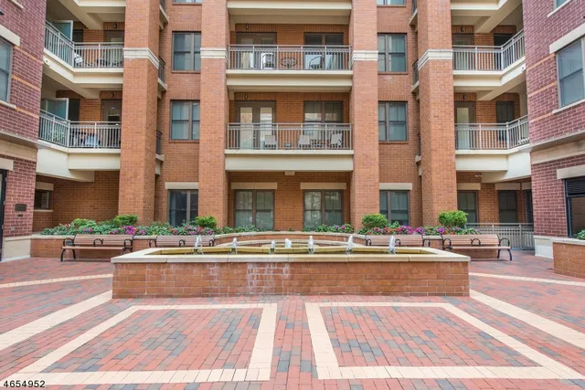 $699,000 | 40 Park Morristown Nj 07960, Unit 315, Morristown, NJ 07960