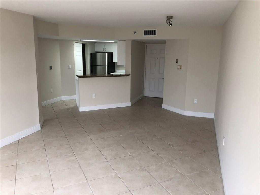 2351 Douglas Road, Unit PH 5 Miami, FL 33145 - Photo 3 of 6 Photo 3