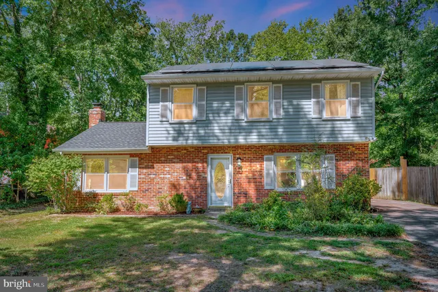 $374,900 | 26 Teton Drive, Fredericksburg, VA 22408