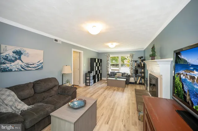 $374,900 | 26 Teton Drive, Fredericksburg, VA 22408