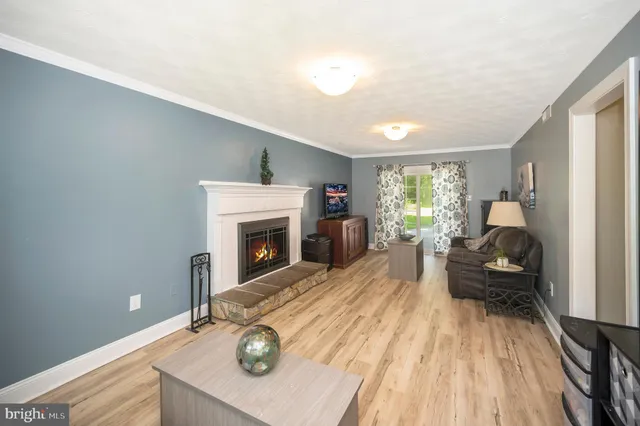 $374,900 | 26 Teton Drive, Fredericksburg, VA 22408