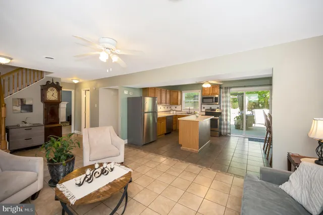 $374,900 | 26 Teton Drive, Fredericksburg, VA 22408