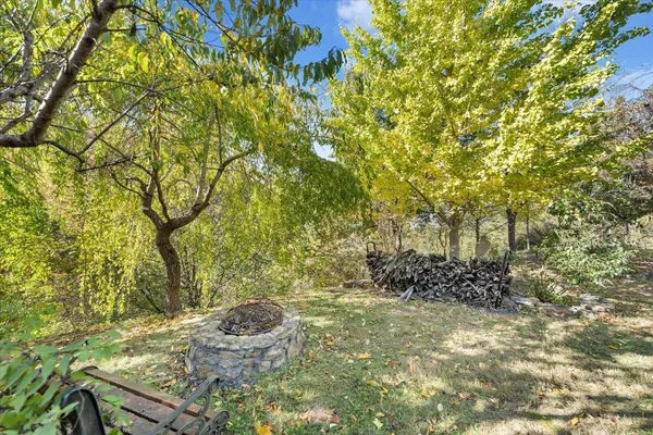 $464,900 | 3085 Creekside Drive, Salem, VA 24153