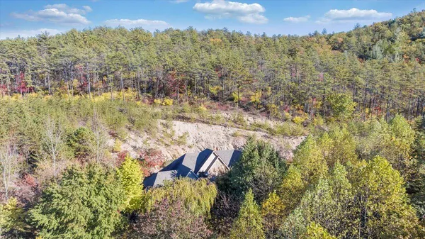 $464,900 | 3085 Creekside Drive, Salem, VA 24153